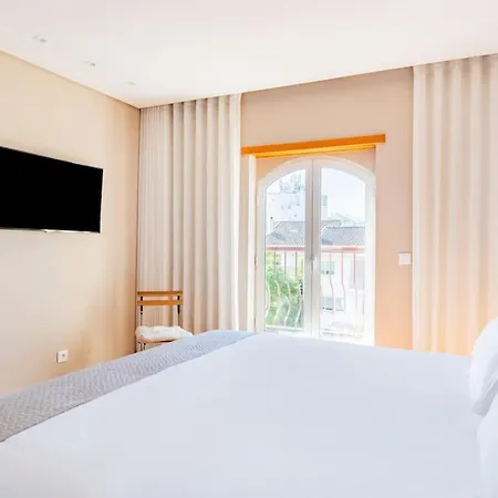 アパート Cascais Elegant & Pool Retreat *